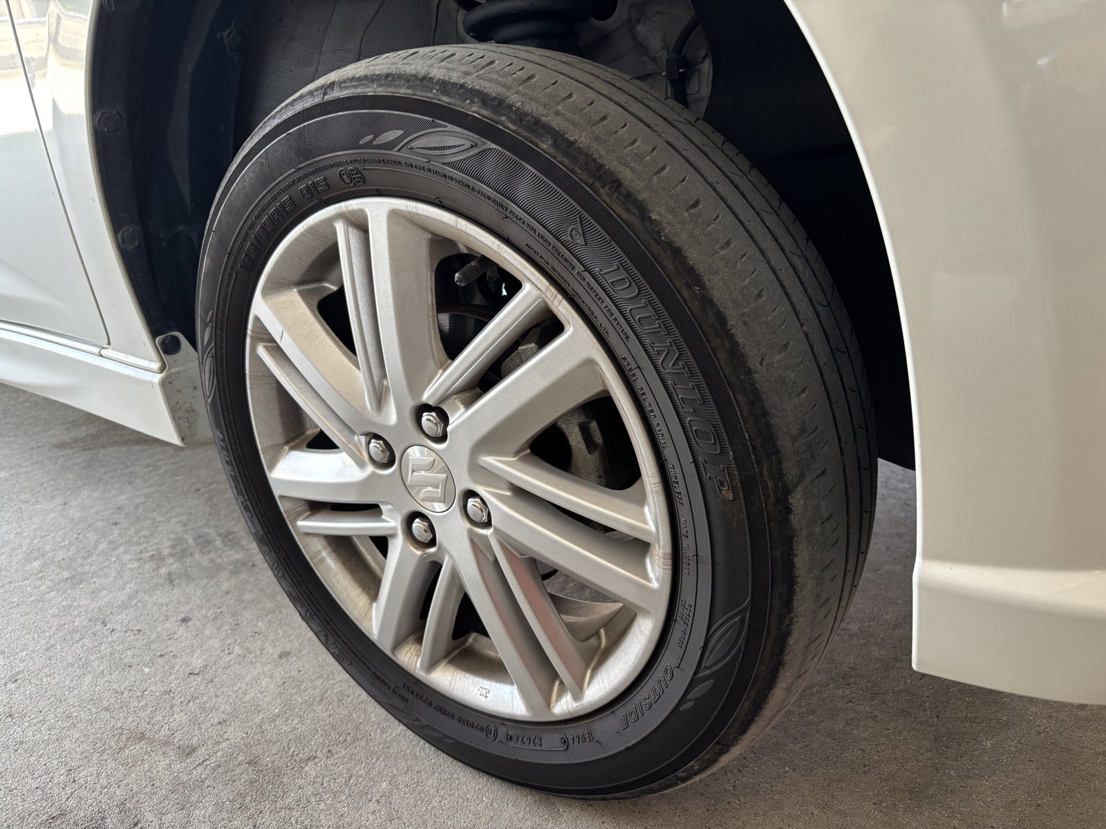 ソリオに装着されていたダンロップ ENASAVE EC300+ 165/65R15