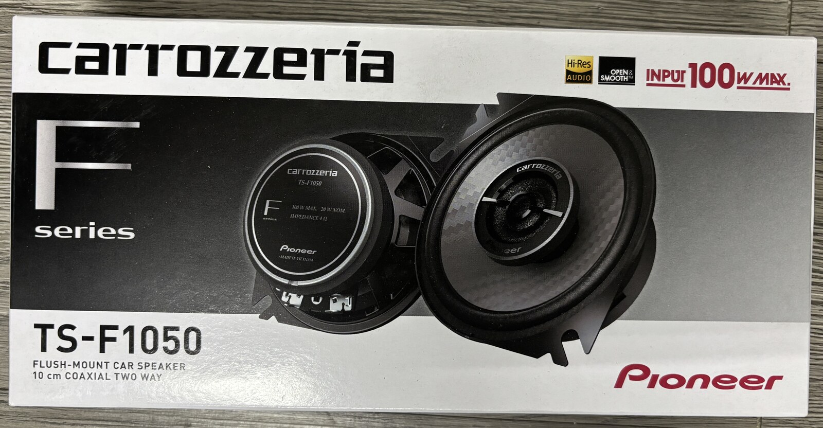 カロッツェリア TS-F1050 10cmコアキシャル2ウェイスピーカーのパッケージ