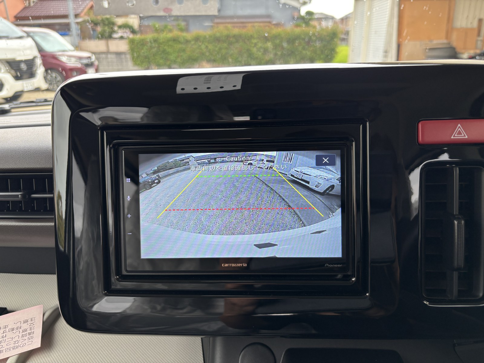 スペーシア DMH-SZ700 にバックカメラの映像を表示