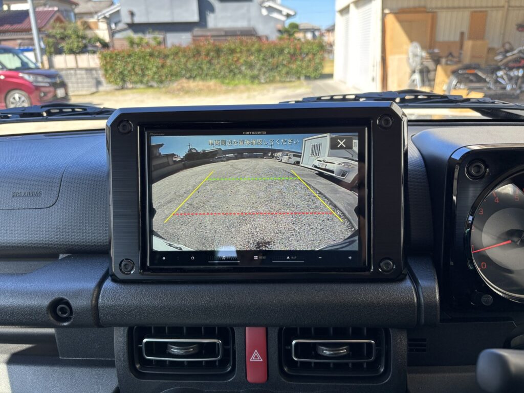 ジムニーノマド 楽ナビにバックカメラ映像を表示